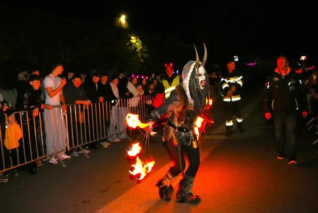 Feuershow von Abaddon-Pass Hausmannstätten