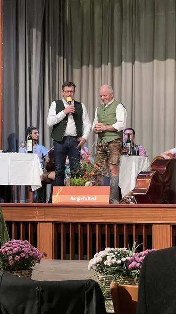 Andreas Albrecher und Bernd Prettenthaler eröffneten den Abend in Bärnbach. | Foto: Stadtgemeinde Bärnbach