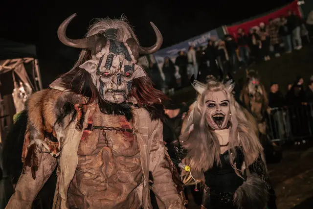 Herr Tuifl hat schlechte Laune - dafür ist die Tuifeline sichtlich gut aufgelegt. | Foto: Paul Weber