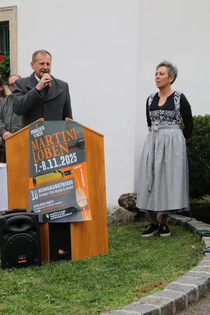 auch Vizebürgermeister Martin Horak sagte einige Worte zu diesjährigen Martiniloben   | Foto: Eduard Wimmer