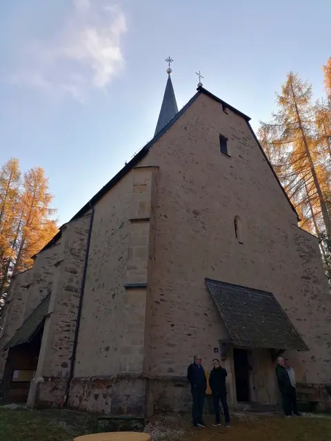 Die 800 Jahre alte Wallfahrtskirche St.Leonhard!