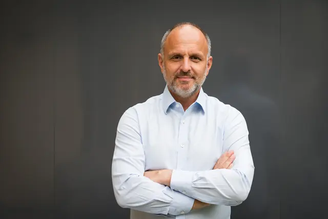 Arno Trabesinger, ein gebürtiger Griffner, der jetzt in Perchtoldsdorf mit seiner Familie lebt. | Foto: Michaela Habinger Fotografie