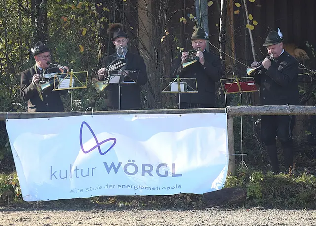 Reitverein Inntal - Kufsteiner Hornbläser. | Foto: Schwaighofer