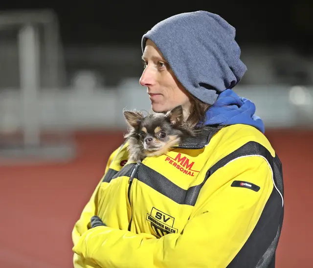 Die Daumen – und Pfoten – waren für die Gmundner gedrückt. | Foto: Hörmandinger