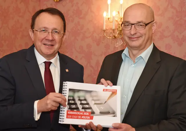 Matthias Stadler und Thomas Wolfsberger präsentieren den Budgetvorschlag für 2026. | Foto: zVg