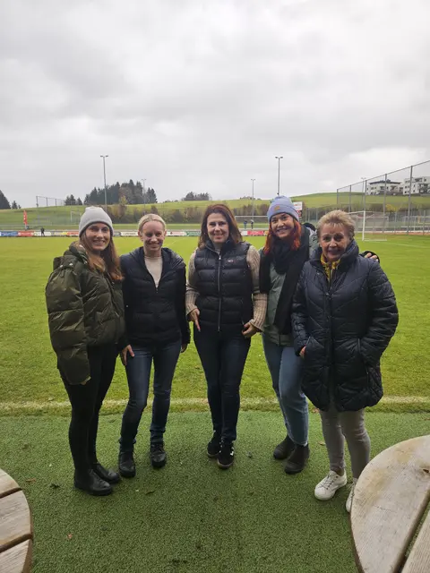 Frauen für den Sport: Staatssekretärin Michaela Schmidt, Katrin Walch, Evelin Leitner, Salome Leitner und Hannelore Schneider. | Foto: Katrin Walch/Hannelore Schneider