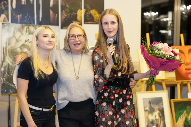 Strahlende Gesichter nach der Bekanntgabe der beeindruckenden Spendensumme. | Foto: Rene Brunhölzl