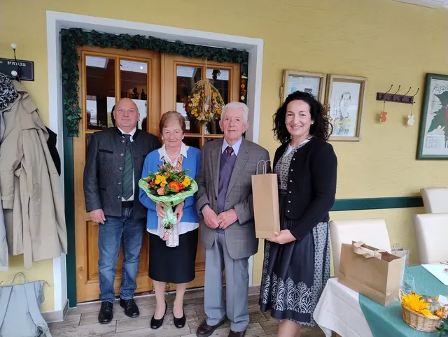 Das Ehepaar Lindner feierte die Eiserne. | Foto: Gemeinde Scheiblingkirchen