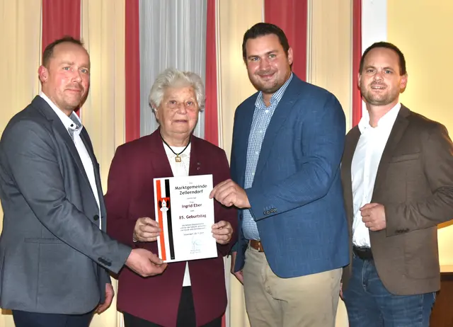 Ehrung Ingrid Eber zum 85. Geburtstag | Foto: Herbert Schleich