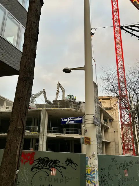 Foto: BassVillage Construction TV