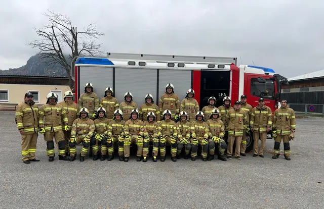 Drei Gruppen der Freiwilligen Feuerwehr (FF) Mauterndorf stellten sich am 8. November 2025 der Technischen Leistungsprüfung. | Foto: FF-Mauterndorf