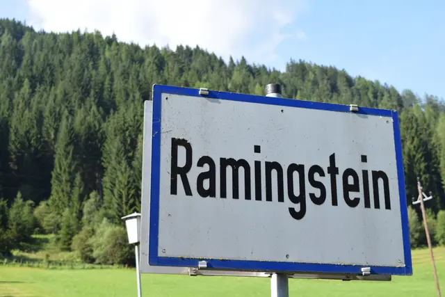 (Archivfoto/Symbolfoto) Ortstafel von Ramingstein. | Foto: Verena Siebenhofer