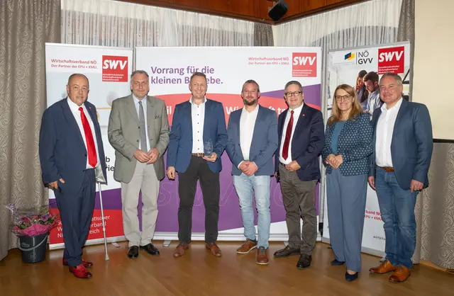 Herbert Kraus, Andreas Kollross, Johannes Pascher aus Waidhofen/Thaya, Peter Miksch, Thomas Schaden, Ulrike Königsberger-Ludwig und Thomas Miksch (v.l.) | Foto: Ronny Fras