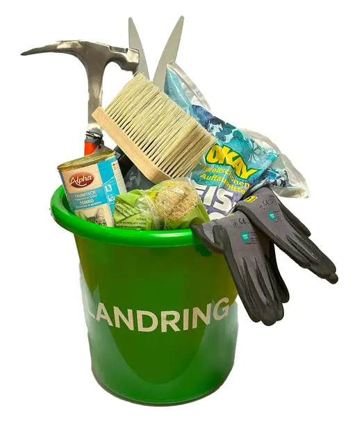 Auch die beliebte Kübelaktion erwartet die Besucherinnen und Besucher der Technik-Herbst-Messe im Landring Weiz Haus- und Gartenmarkt, am 15. und 16. November – mit Rabatten, Schmankerln und Aktionen rund um Technik, Haus und Garten. | Foto: Landring