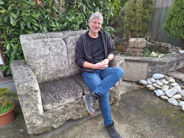 Reinhard Winter führt auf Wunsch durch das "Arteum". (Archivfoto) | Foto: Michael Ellenbogen