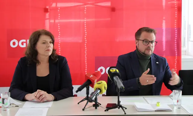 Für ÖGB-Landesvorsitzende Sonja Föger-Kalchschmied und Sekretär der Gewerkschaft PRO-GE, Bernhard Höfler ist der Stellenabbau bei Swarovski Ergebnis aus „jahrelangem Managementfehlern“ sowie mangelnder Transparenz. | Foto: ögb tirol