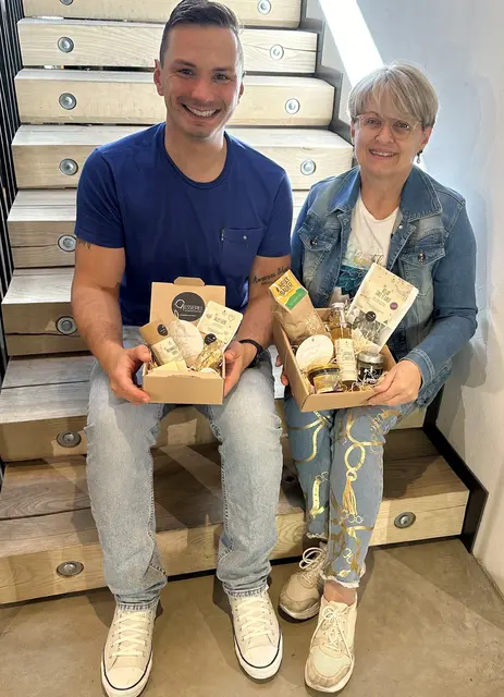 Manfred Rumpl und Gaby Grausgruber, die Organisatoren des Adventmarktes. | Foto: Giesserei