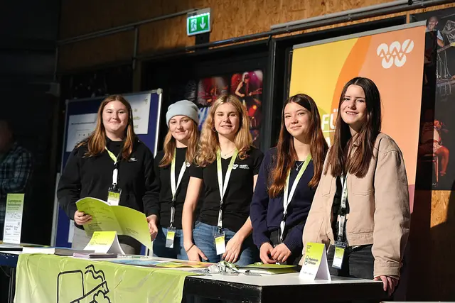 Insgesamt rund 450 Jugendliche im Alter von zwölf bis 20 Jahren aus dem Bezirk Kufstein nahmen an den 19 selbst entwickelten Gesundheitsprojekten teil. | Foto: Land Tirol/Krepper