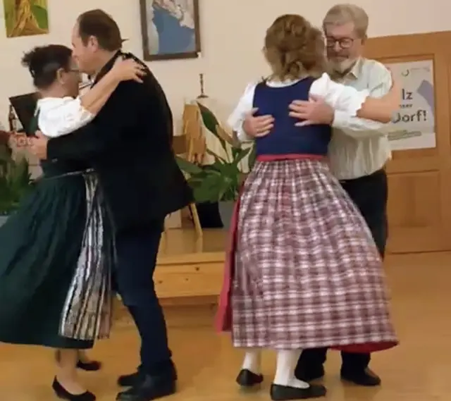 Zur guten Musik musste das Tanzbein geschwungen werden | Foto: DEW