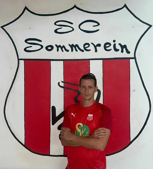 Spielertrainer Stephan Zwierschitz fehlte gegen den SV Wienerwald aufgrund einer Knieverletzung. | Foto: SC Sommerein