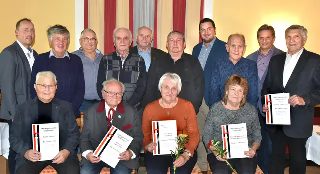 Ehrungen Watzelsdorf | Foto: Herbert Schleich