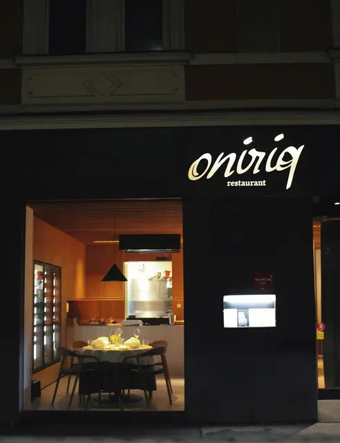 Große Freude im Fine-Dining-Restaurant Oniriq: Der aktuelle Gault&amp;Millau Guide 2026 verleiht dem Restaurant von Küchenchef Udo Herrmann und Souschef Ben Glowacz erstmals 18 Punkte und 4 Hauben. | Foto: inpublic
