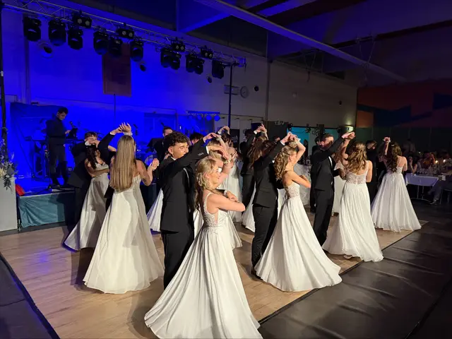 Die Polnaise klappte perfekt. | Foto: HLW Mureck