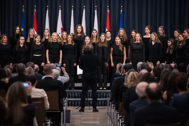 Die „Chorifeen“ des BORG Grieskirchen sind der „Oberösterreichischer Chor des Jahres“ 2025 in der Kategorie Jugend. | Foto: Land OÖ/MM
