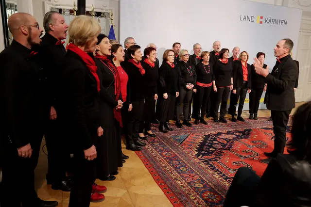 Der Festakt wurde musikalisch vom Singkreis Fresach umrahmt. | Foto: LPD Kärnten/Wajand