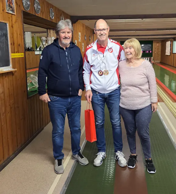 Aaron Zimmerling, Peter Wallmann und Marianne Kwich.  | Foto: Zimmerling