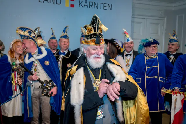Um Punkt 11 Uhr 11 startete BÖF-Landespräsident Bruno Arendt die Zeremonie.