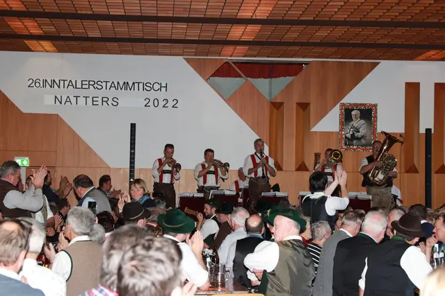 Ein Bild vom bislang letzten Inntaler-Stammtisch in Natters - jetzt wird diese Veranstaltung neu aufgelegt. | Foto: Hassl