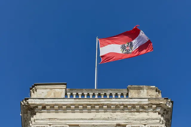 In den ersten drei Quartalen 2025 erhielten 17.649 Menschen die österreichische Staatsbürgerschaft – ein Plus von 11,5 Prozent gegenüber dem Vorjahr.  | Foto: Panthermedia.net/Gudella