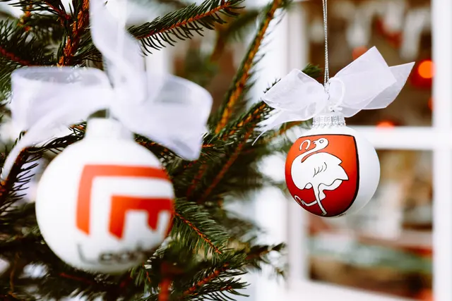 Der Leobener Christkindlmarkt präsentiert mit 53 Live-Acts an 33 Tagen eines der umfangreichsten Adventprogramme der Steiermark.
 | Foto: Armin Russold