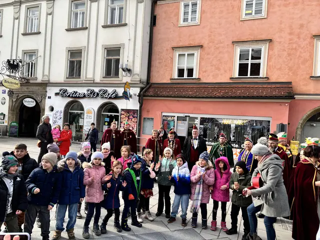 Die 2a-Klasse der Volksschule Leoben-Stadt forderte mit guter Laune zum Mitmachen bei den Tanzeilagen auf. | Foto: MeinBezirk/Astrid Moder