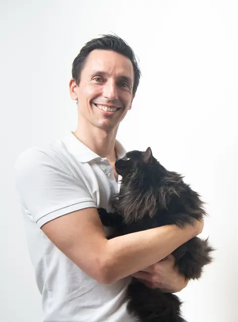 ACC - Kleintierzentrum Rosental
Montag bis Freitag 8 bis 19 Uhr, Samstag 8 bis 12 und 17 bis 18, Sonntag 10 bis 11 und 17 bis 18 Uhr
Tel: 03142/25735
office@animal-care-center.at
www.animal-care-center.at | Foto: Egger