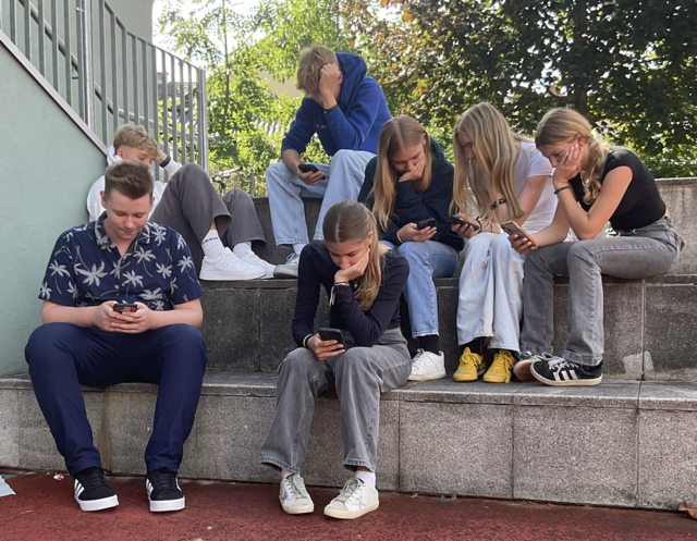 Die Jugend steckt zwischen zwei Welten.  | Foto: BG/BRG Knittelfeld