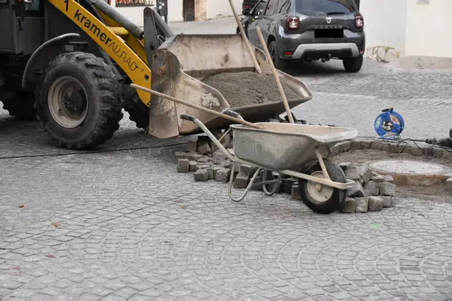 Das Kopfsteinpflaster kostet der Stadt viel Geld. | Foto: Barbara Fluckinger