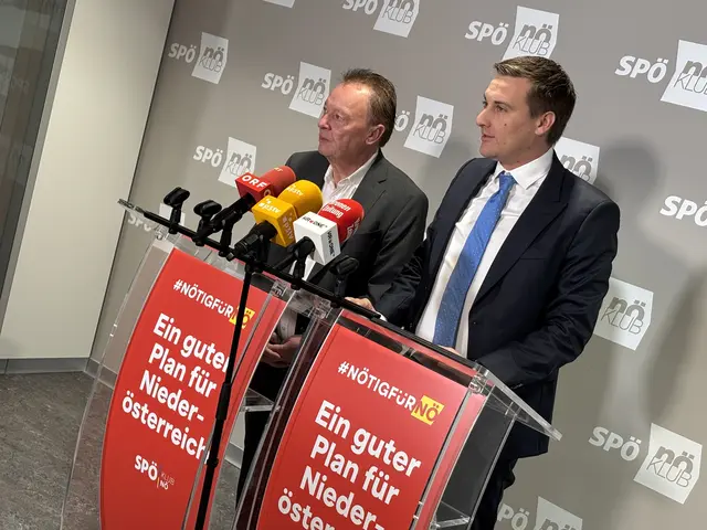 Klubobmann Hannes Weninger und Partei-Chef Sven Hergovich präsentieren den SPÖ-Plan für Niederösterreich. | Foto: Sandra Schütz