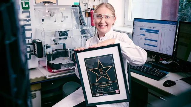 Labortechnikerin Hanna Stani aus Hallein ist „Lehrling des Monats November“ 2025. | Foto: WKS/Chris Rogl