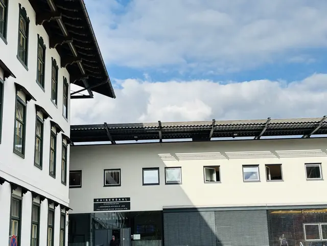 Versammlung im Kaisersaal. | Foto: Nikolaus Kogler