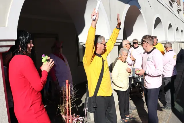 Der Kommandant winkte seinen künftigen Untertanen zu | Foto: Gerhard Langmann