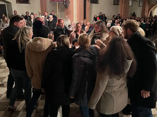 Nicht nur die Kinder, auch die Eltern waren voll eingebunden. | Foto: Wutte
