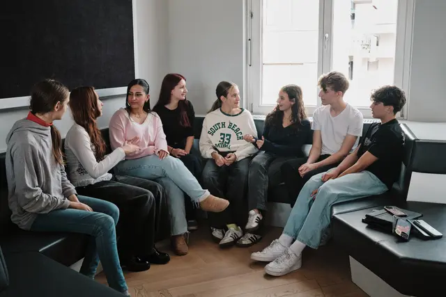 Im MeinBezirk Jugendmagazin nehmen die Schülerinnen und Schüler Themen, die für sie wichtig sind unter die Lupe.  | Foto: BG/BRG Knittelfeld