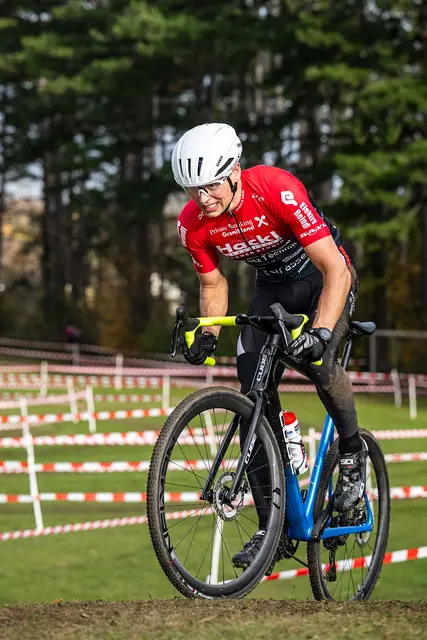 Spannendes Querfeldeinrennen – Daniel Oberngruber holte am Ende den 8. Gesamtrang. | Foto: Lars Eberhard