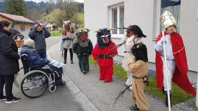 Kinderkrampusse unterwegs | Foto: Familie Mandlbauer