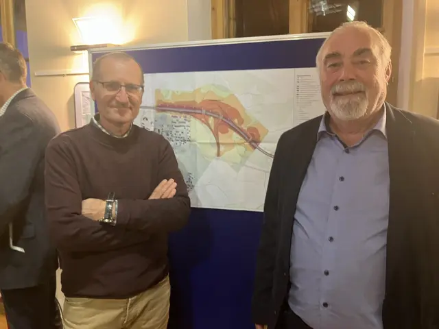 Christoph Lechner mit Erwin Dollensky  | Foto: Stockmann