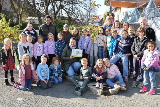 "Füchse" und "Löwen" mit ihrer Edelkastanie | Foto: Gerhard Langmann