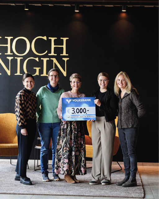 Spenenübergabe an die Initiative "Almer Kinder mit besonderen Bedürfnissen". | Foto: Hotel Die Hochkönigin