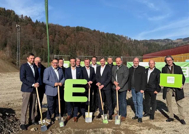 Die Ehrengäste mit Projektverantwortlichen und Partnern beim Spatenstich in Frohnleiten. | Foto: Stadtgemeinde Frohnleiten